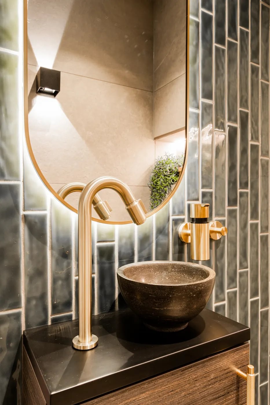 Sfeervolle badkamer met planten